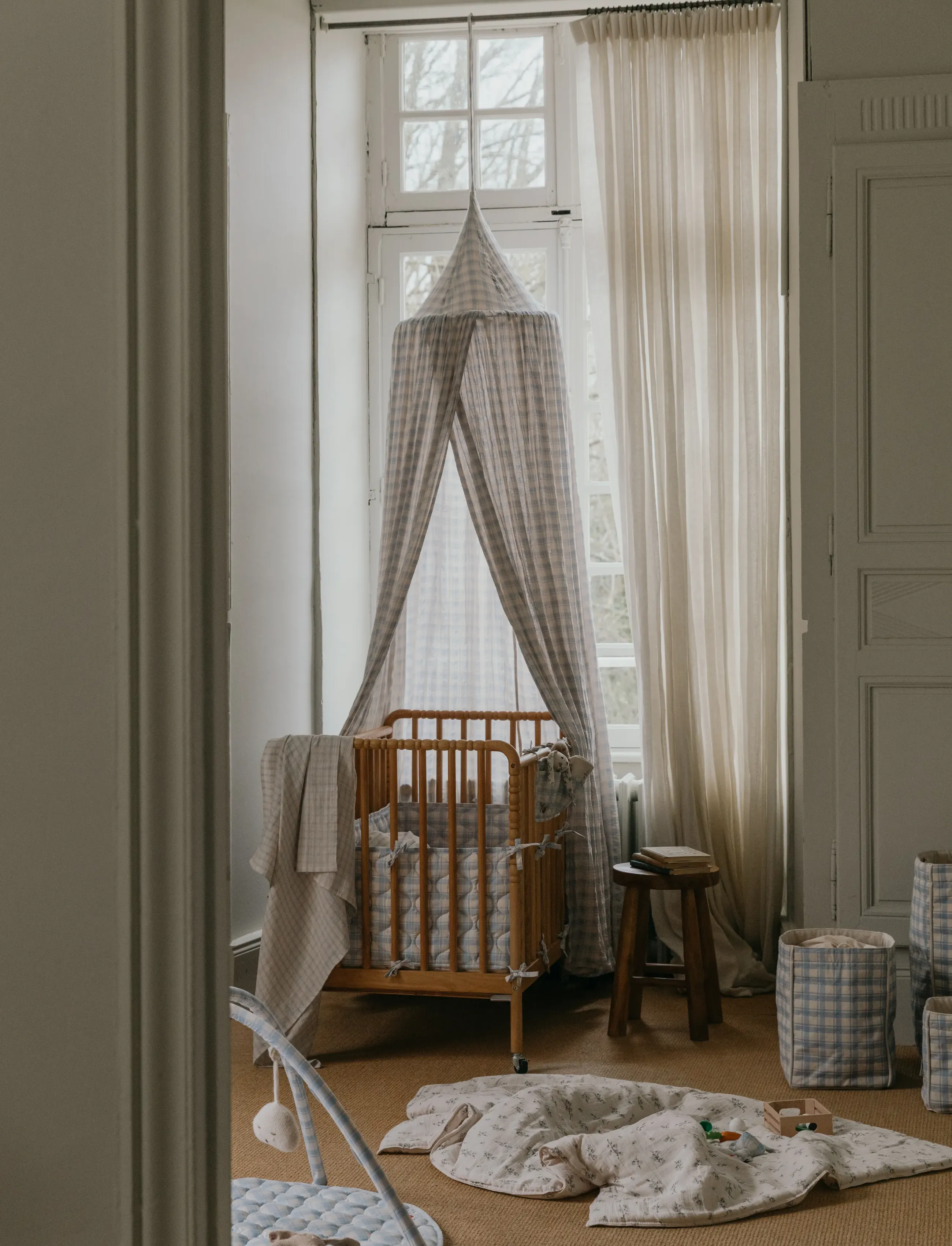 Garbo&Friends Plaid Sky Blue Muslin Bed Canopy, 48X48, Sleep Time, Blau - Kinder