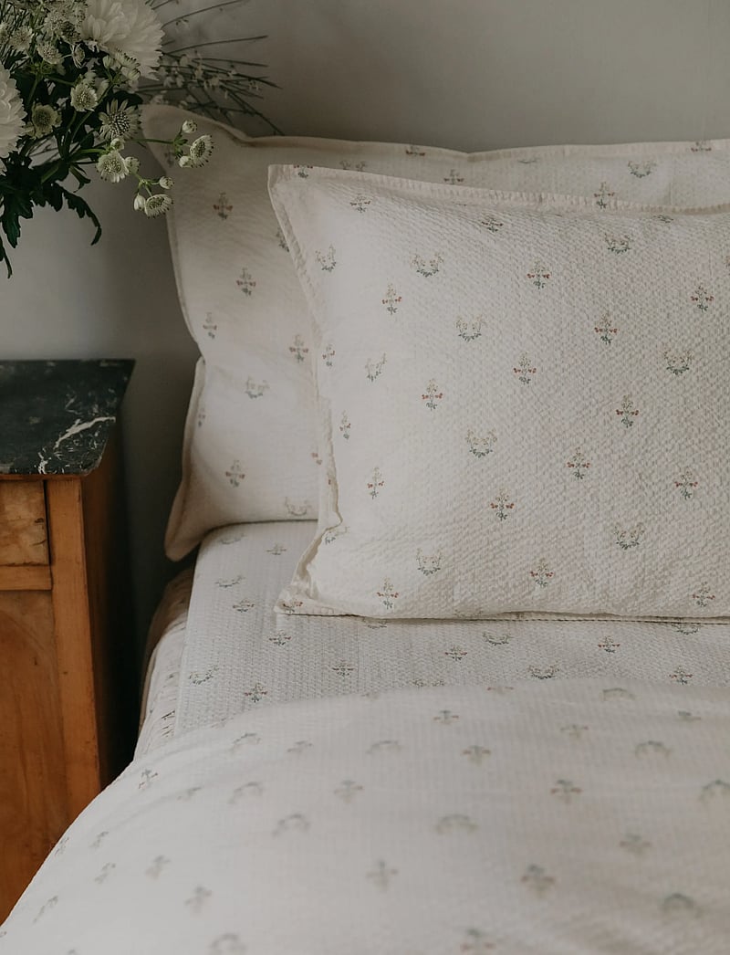 Garbo&Friends - Seersucker Pillowcase, 50x60 cm, La Fraise - pudebetræk - la fraise - 2