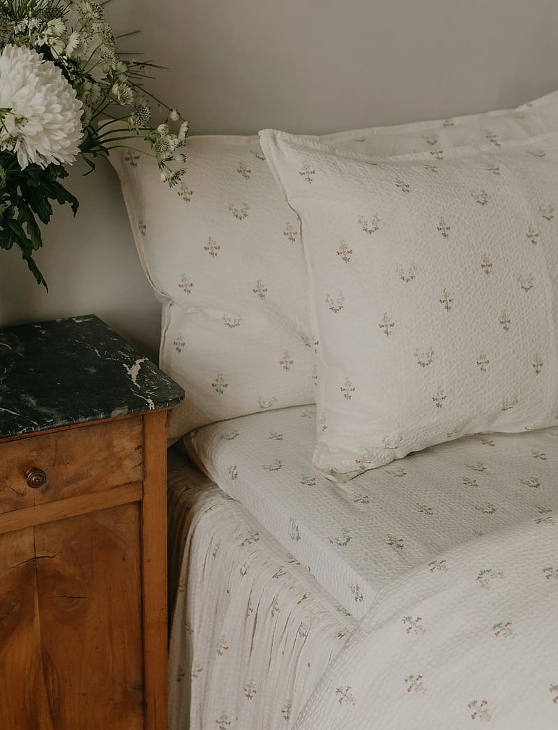 Garbo&Friends - Seersucker Pillowcase 50x70 cm - pudebetræk - la fraise - 2