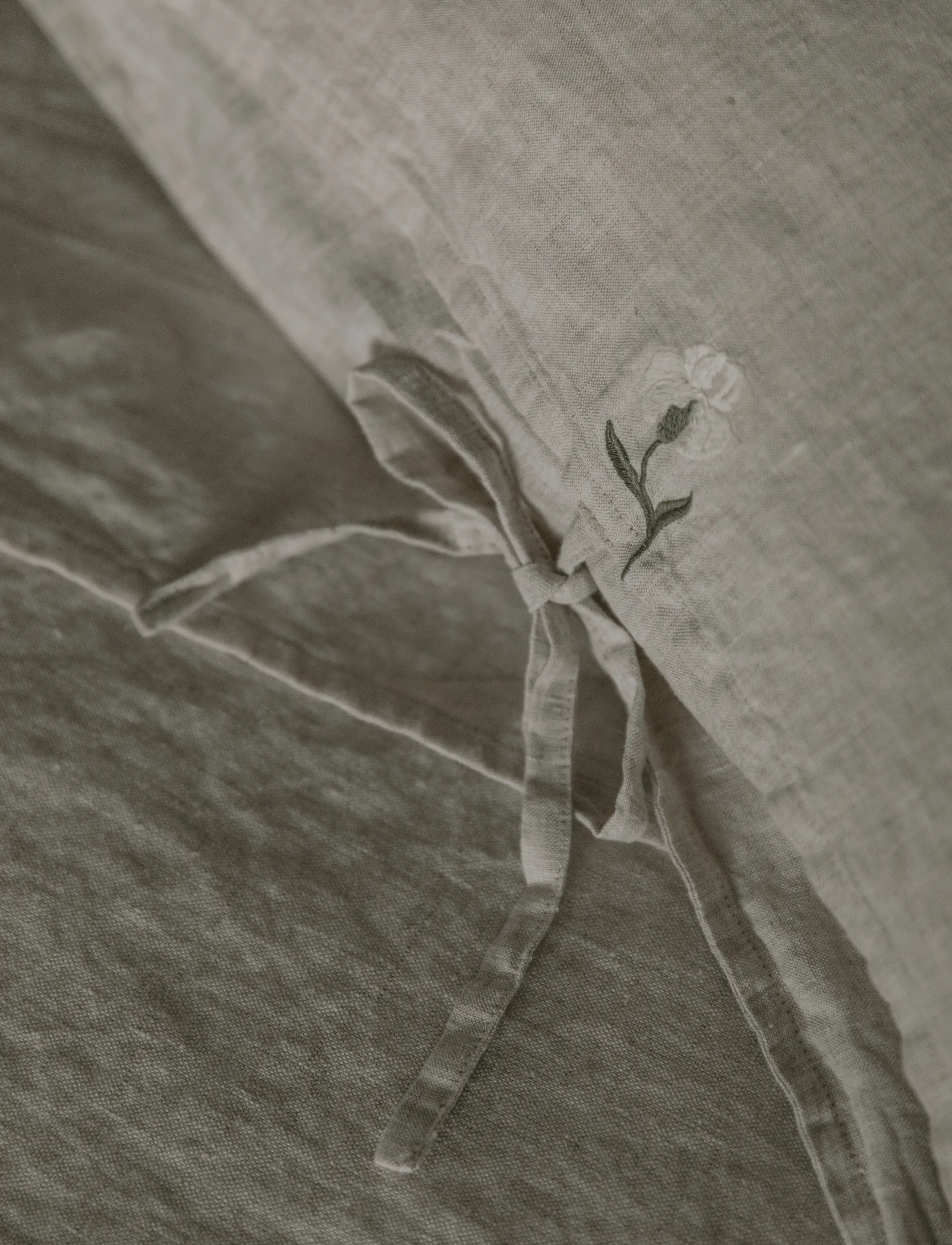 Garbo&Friends - Embroidered Linen Pillowcase, 50x70 cm, Linen - poszewka - linen - 3