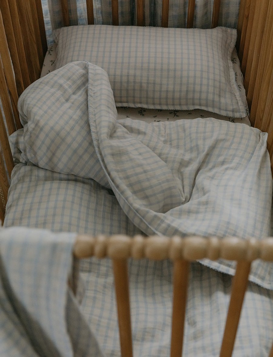 Garbo&Friends - Muslin Bed Set Junior, 100x130/ 35x55 cm, Gingham Sky blue - slapen - gingham sky blue - 2