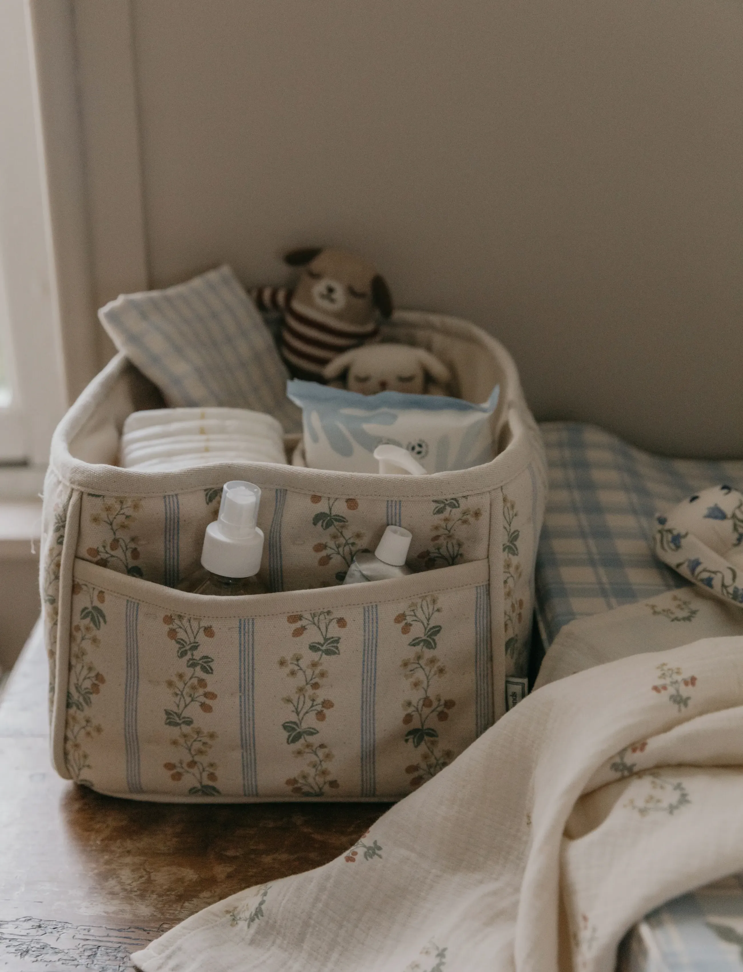 Garbo&Friends La Fraise Muslin Swaddle Blanket, 90X200X30, Cream, Muslinger > Muslingetæpper, Børn
