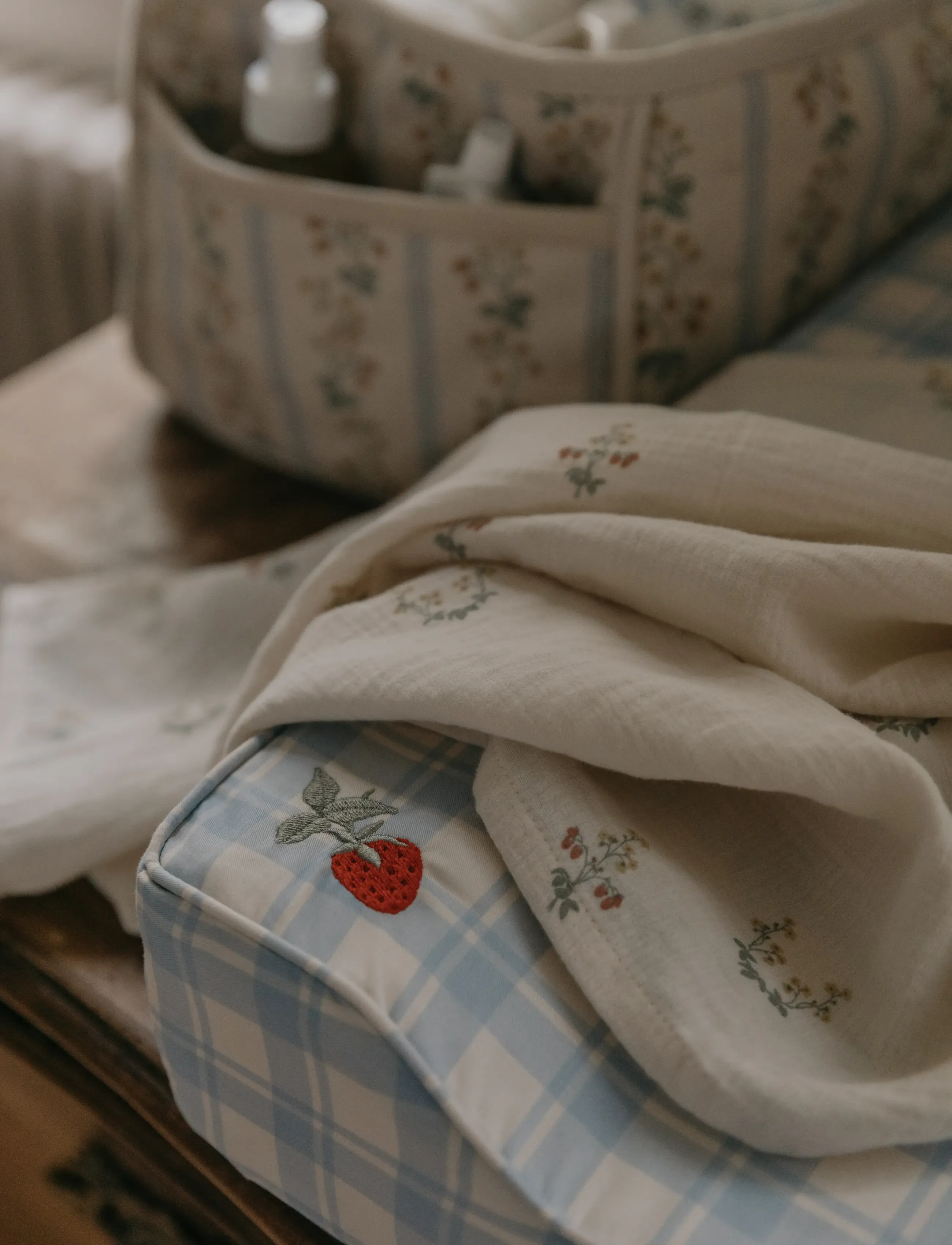 Garbo&Friends - La Fraise  Muslin Swaddle Blanket - mulldecken - la fraise - 2