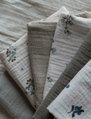 Garbo&Friends - Muslin Blanket Small - 2pcs - muslin cloths - clover - 0