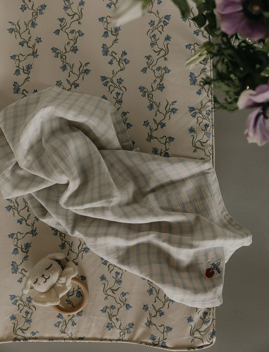 Garbo&Friends - Changing Cushion, 50x65x9 cm, Bell Flower - puslehynder - bell flower - 3