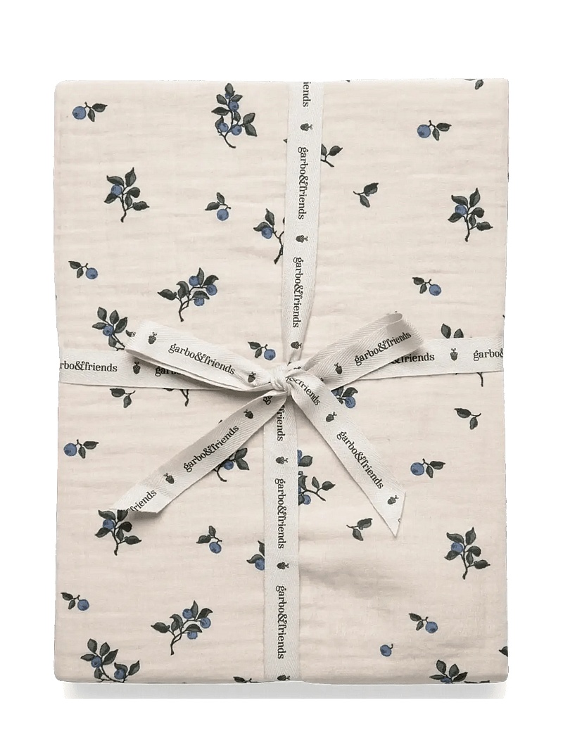 Garbo&Friends - Muslin Bed Set Baby, 70x80/ 28x35 cm, Blueberry - påslakanset - blueberry - 2