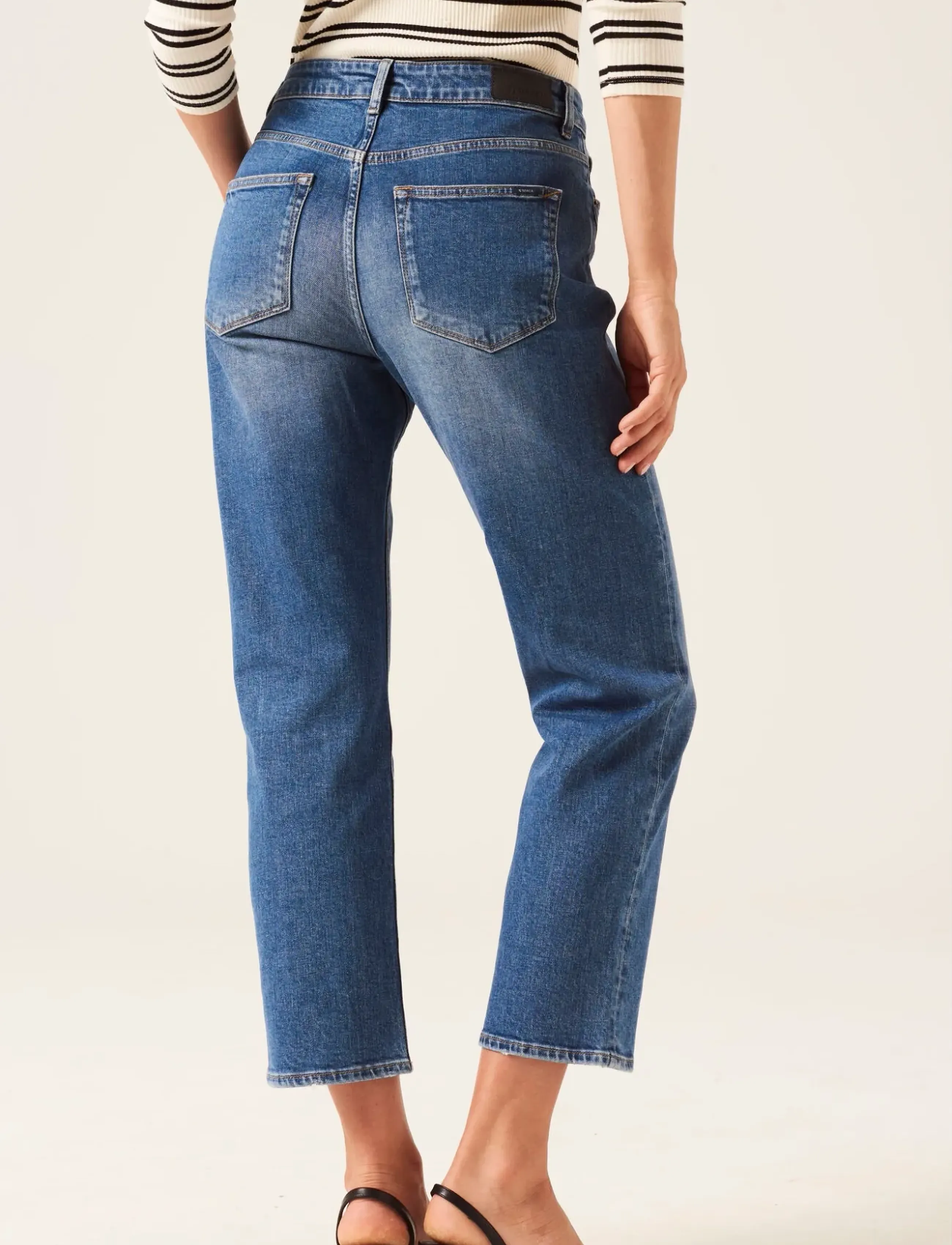 Garcia - Luisa - medium used - 3