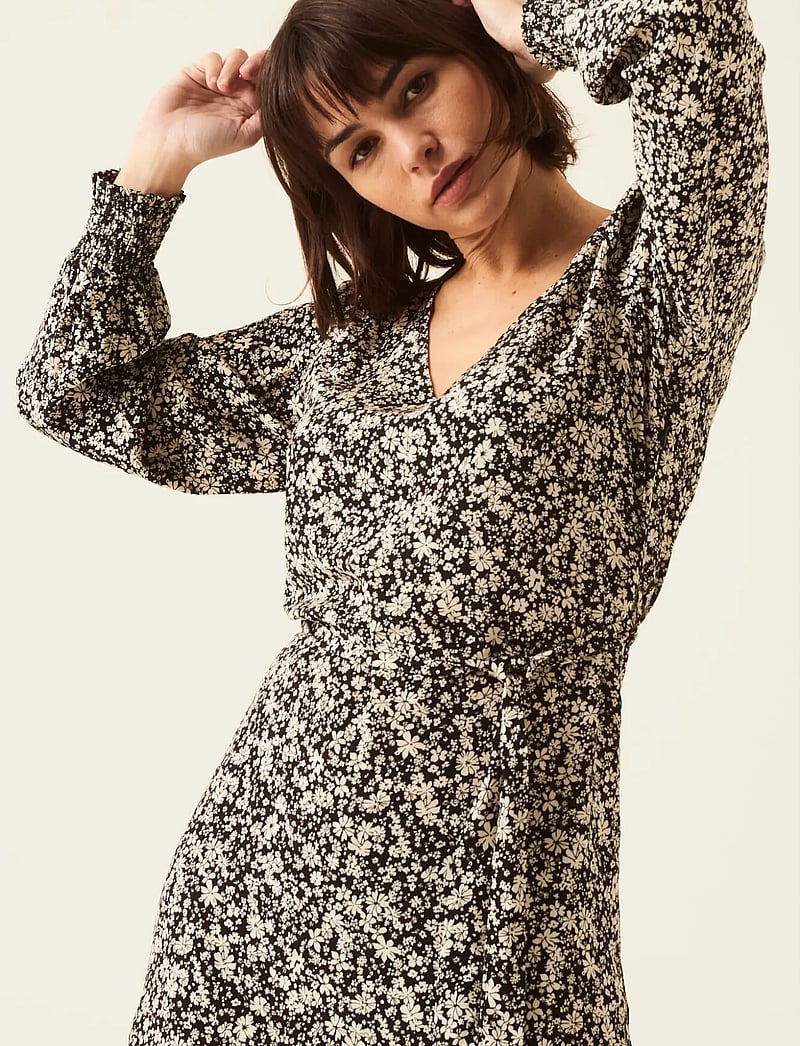 Garcia - ladies dress - korte kjoler - black - 4