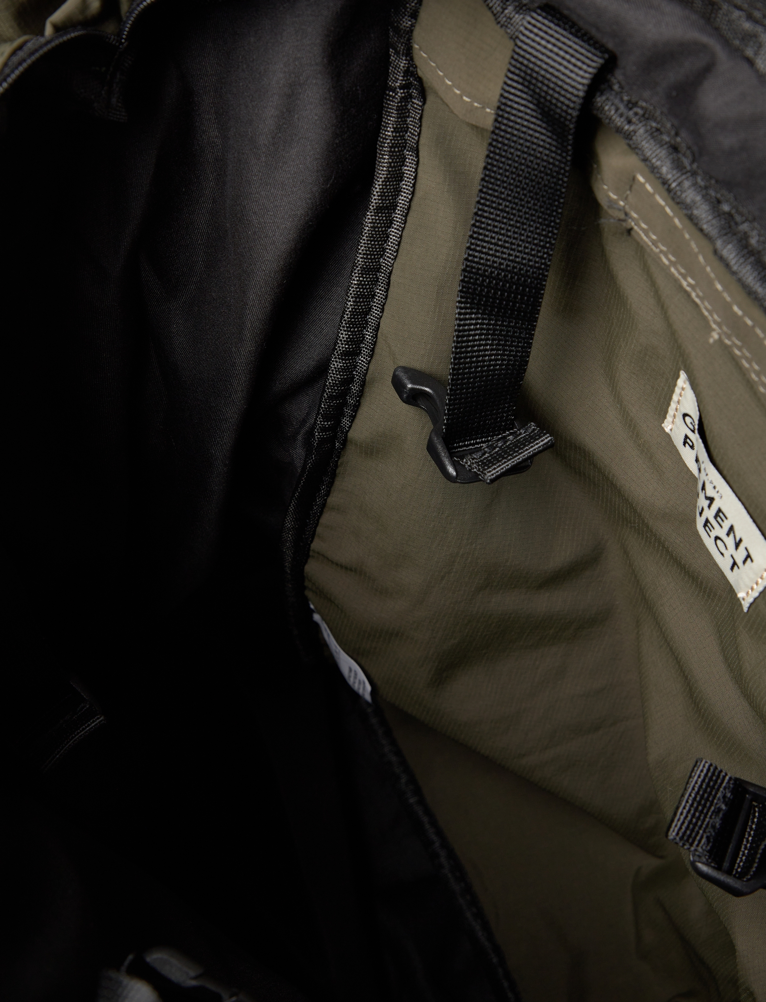 Garment Project - GP Light Travel Bag - Army - 240 army - 3