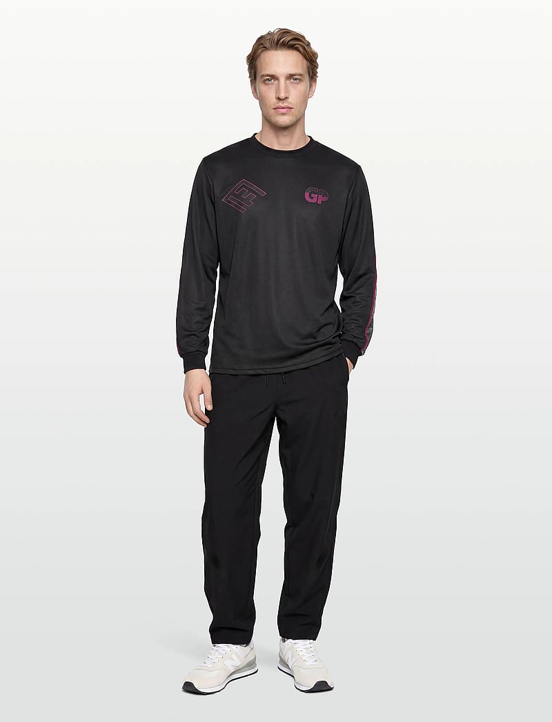 Garment Project - Technical Long Sleeved Tee - Black - long-sleeved t-shirts - black/grey a.o.p. - 0