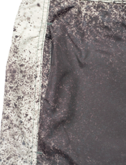 Garment Project - Tech Pant - spodnie na co dzień - 990 black/grey a.o.p. - 2