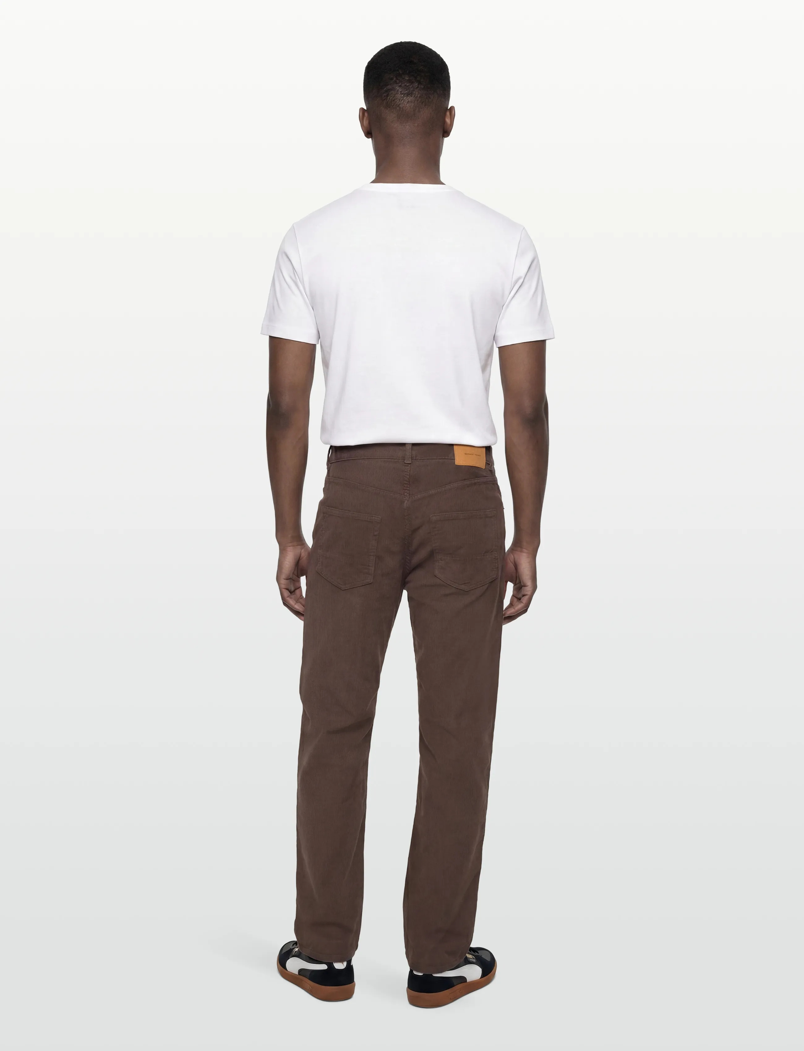 Garment Project - Corduroy Five Pocket Loose Fit - El - pantalons décontractés - elephant - 4