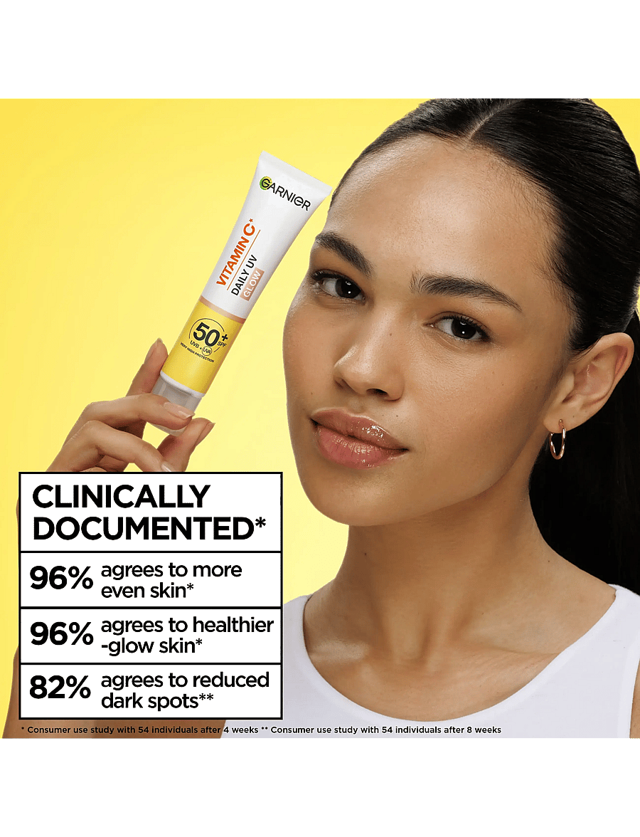 Garnier - Garnier Vitamin C* Glow-Boosting Daily UV Fluid SPF50+ for dull skin Sheer Glow 40 ml - til ansigtet - glow - 2