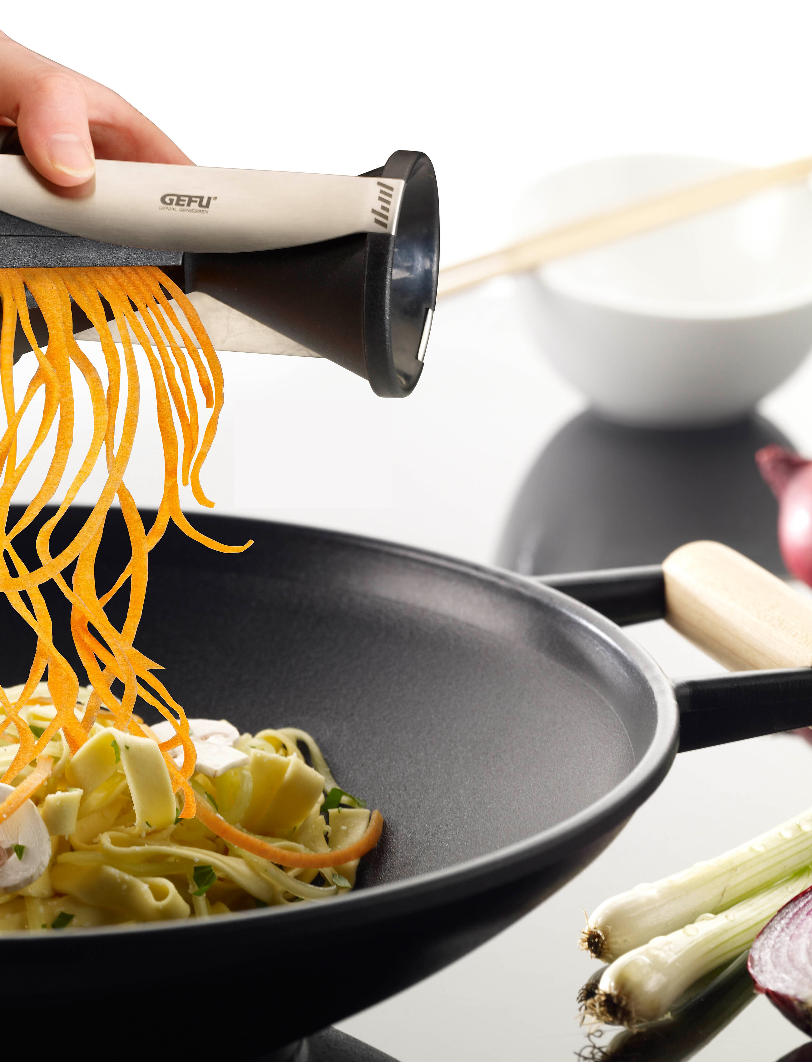 Gefu Spirelli The Original Spiralizer T/Grøntsager, One Size, Kitchen Tools, Schwarz - Mandolins, Homeware