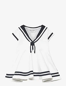 Sailor dress, Geggamoja