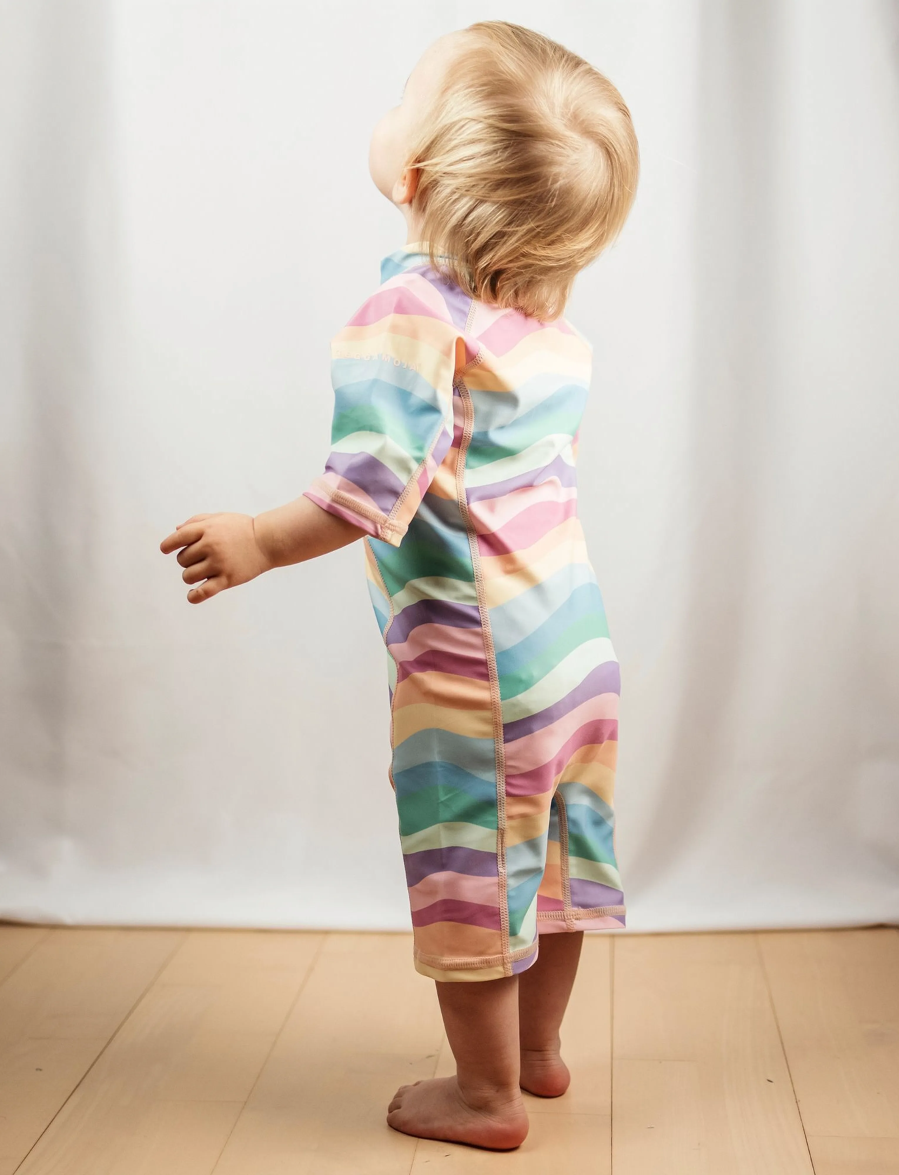 Geggamoja - UV-Suit - rainbow - 3