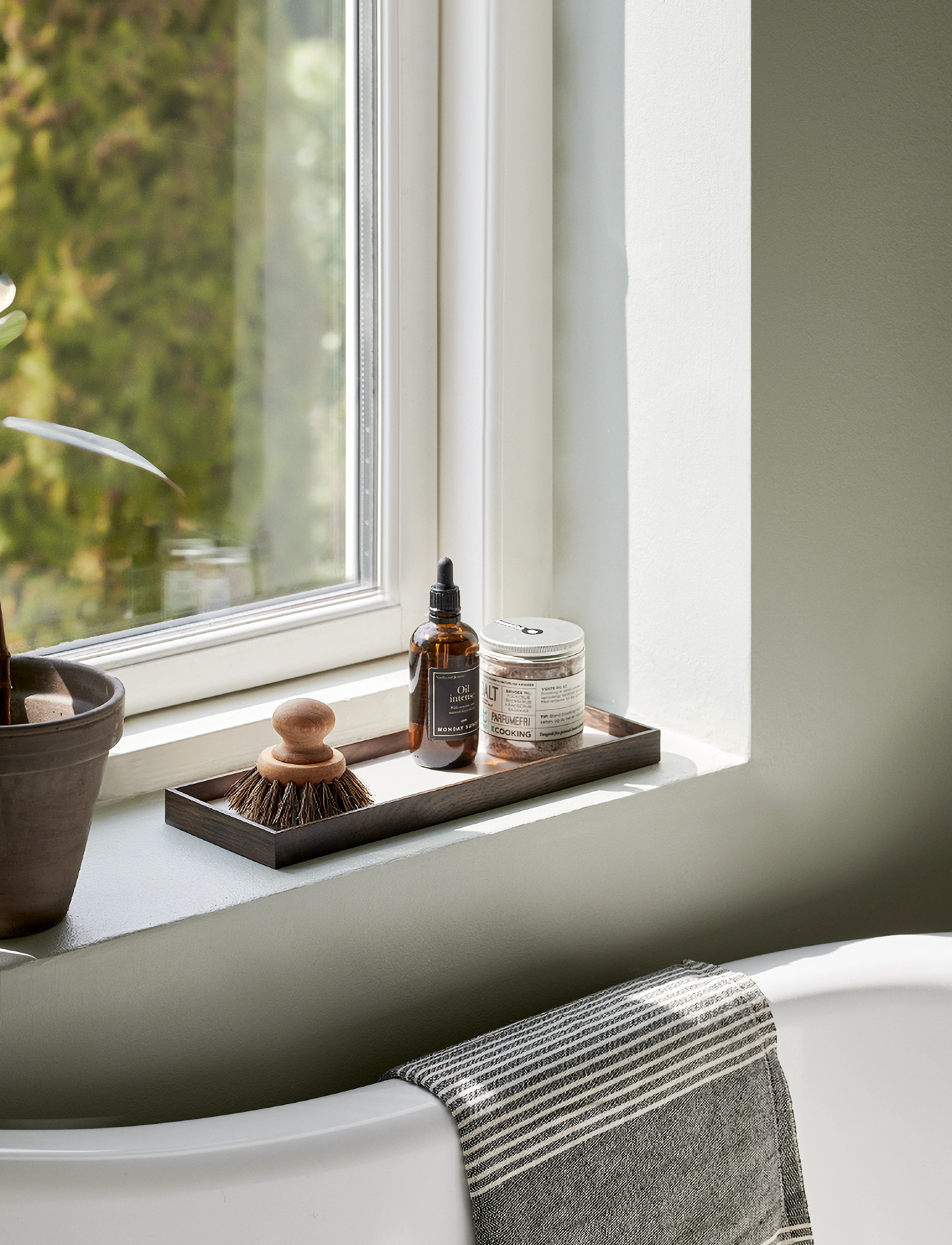 Gejst Frame Tray, S, Dining & Table Accessories, Braun - Trays, Homeware