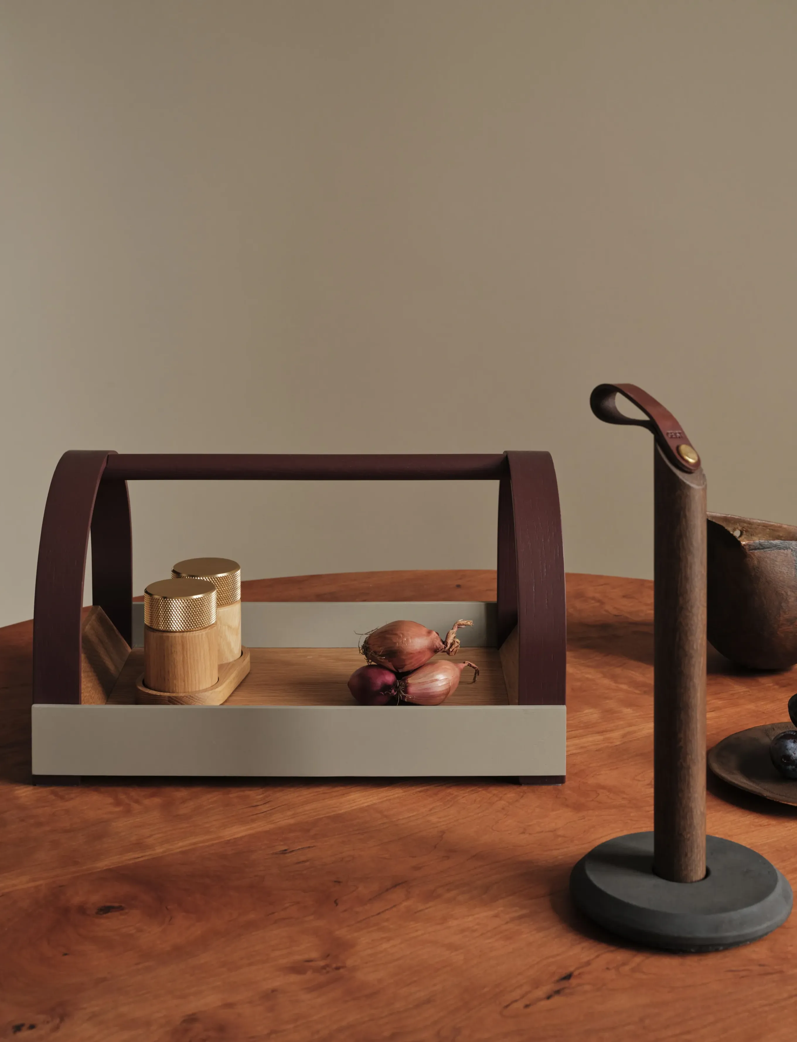 Gejst Kydo Tray Oak Grey Burgundy, 23.5 cm X 40.5 27 cm, Dining & Table Accessories - Trays, Homeware