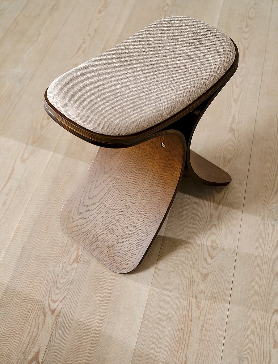 Gejst - Luno Stool dark oak/ dark beige textile - hocker & bänke - dark oak/dark beige - 0