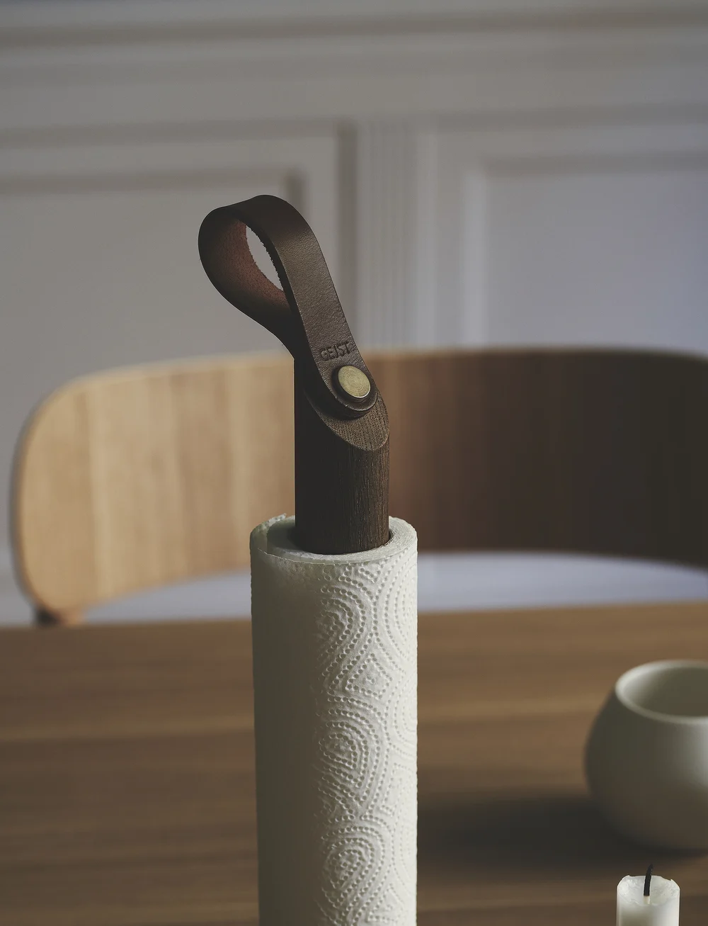 Gejst - Grab Kitchenroll holder - osta hinna alusel - smoked oak - 3