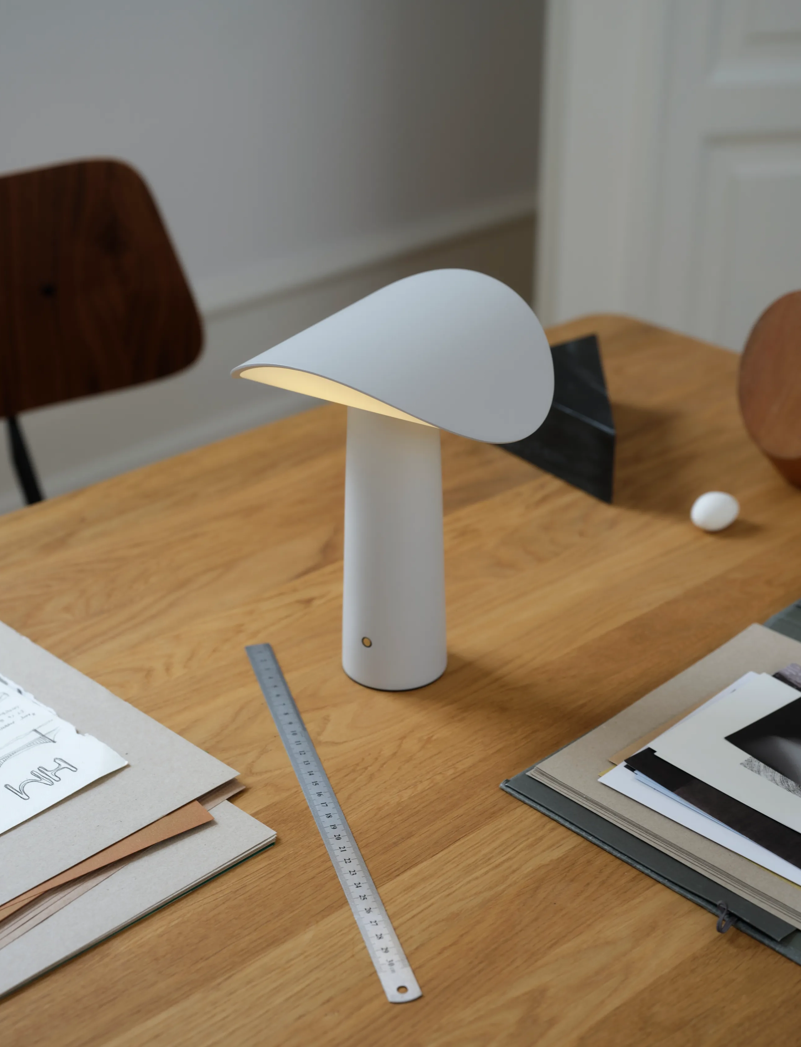 Gejst - LIUM Portable Lamp - bordslampor - warm grey - 5