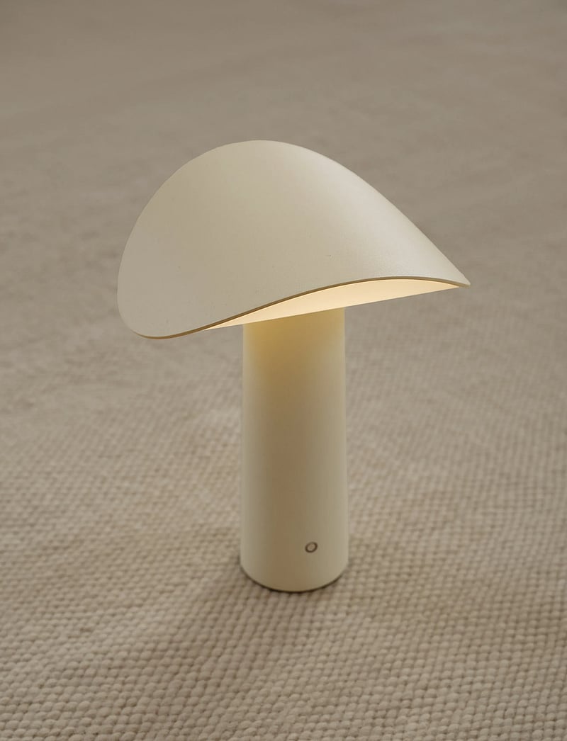 Gejst - LIUM Portable Lamp - laualambid - light yellow - 3