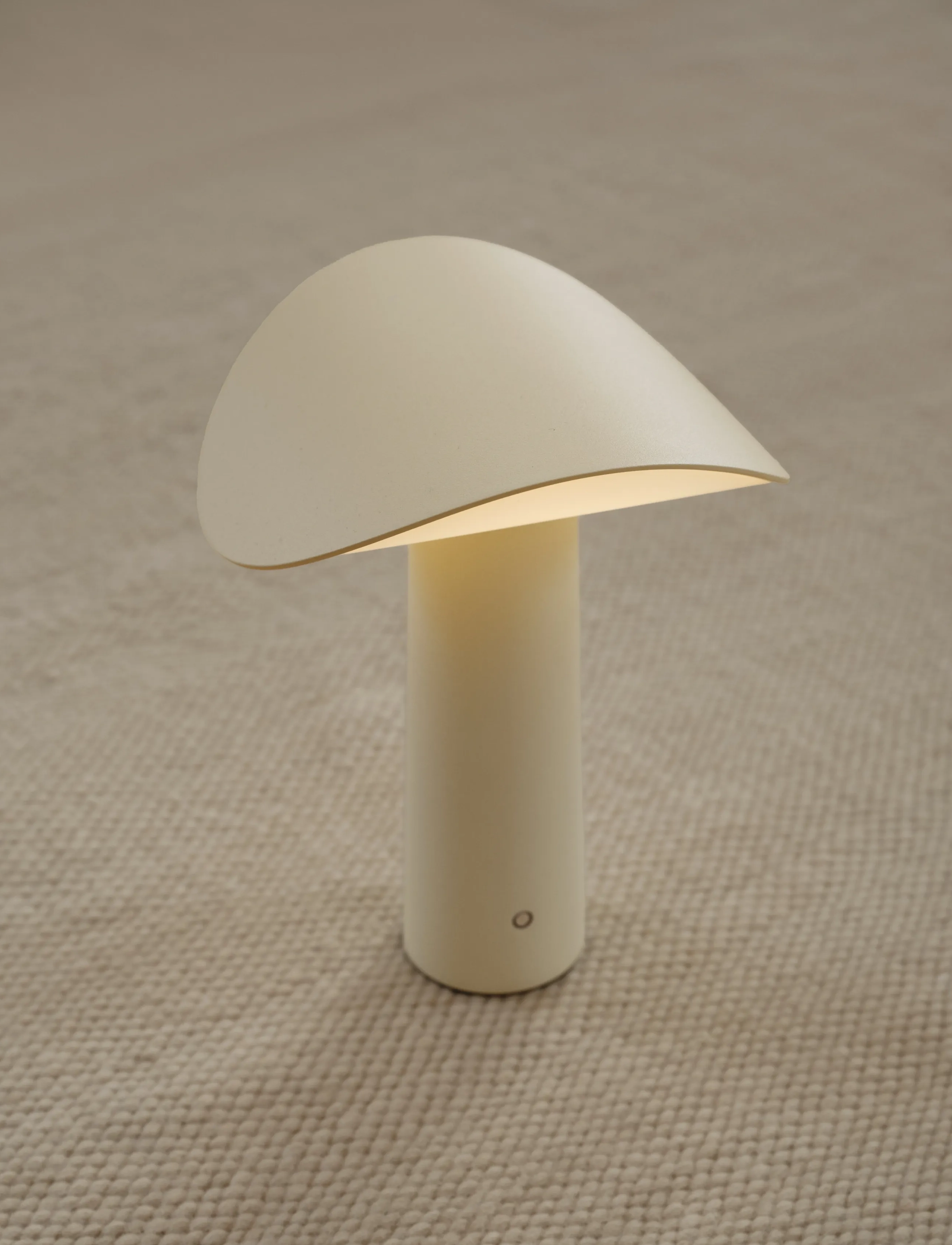 Gejst - LIUM Portable Lamp - bordslampor - light yellow - 3