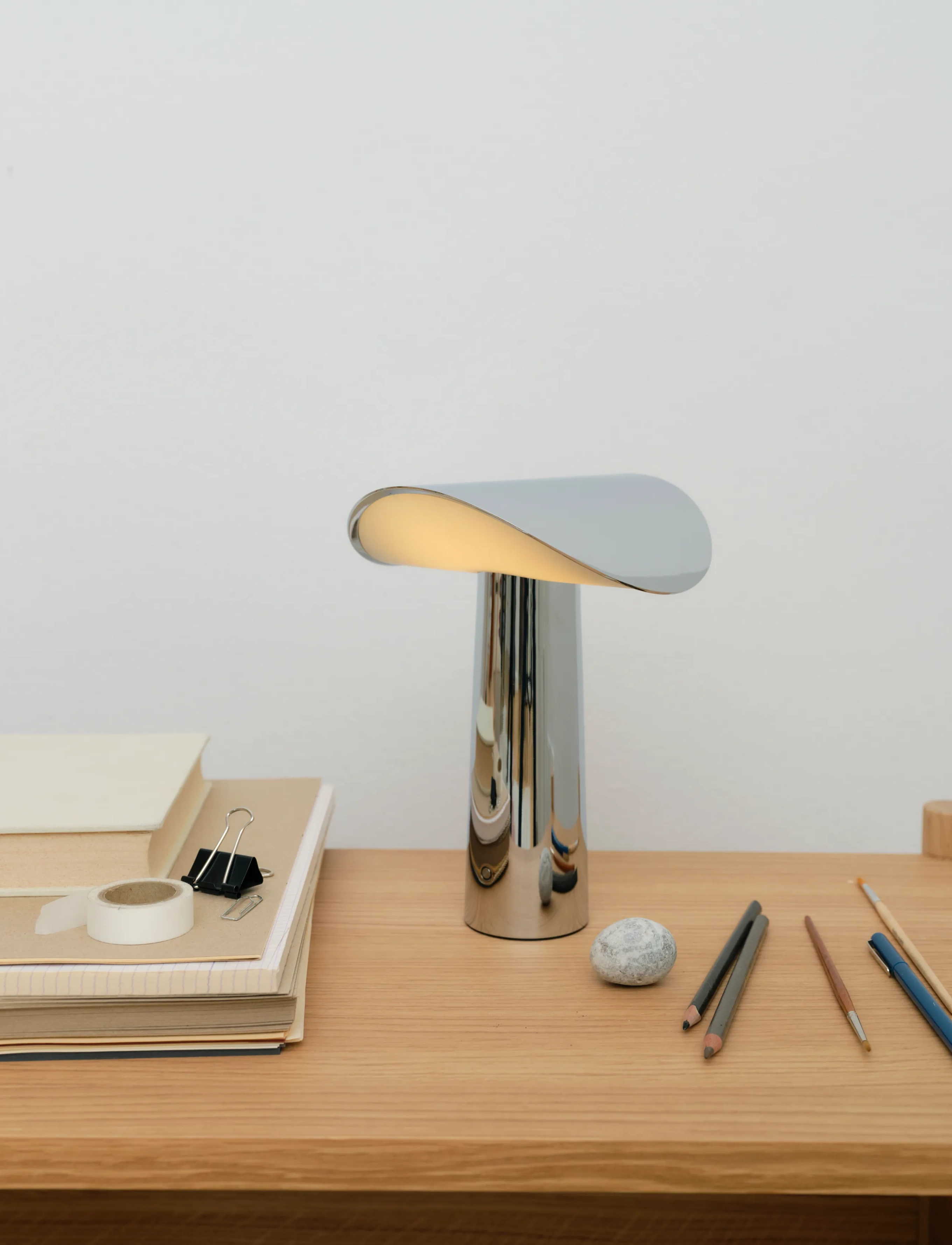 Gejst - LIUM Portable Lamp - bordlamper - chrome - 3
