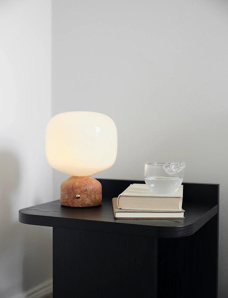 Gejst - MEEMO Portable Lamp - schreibtisch- & tischlampen - amber red marble - 4