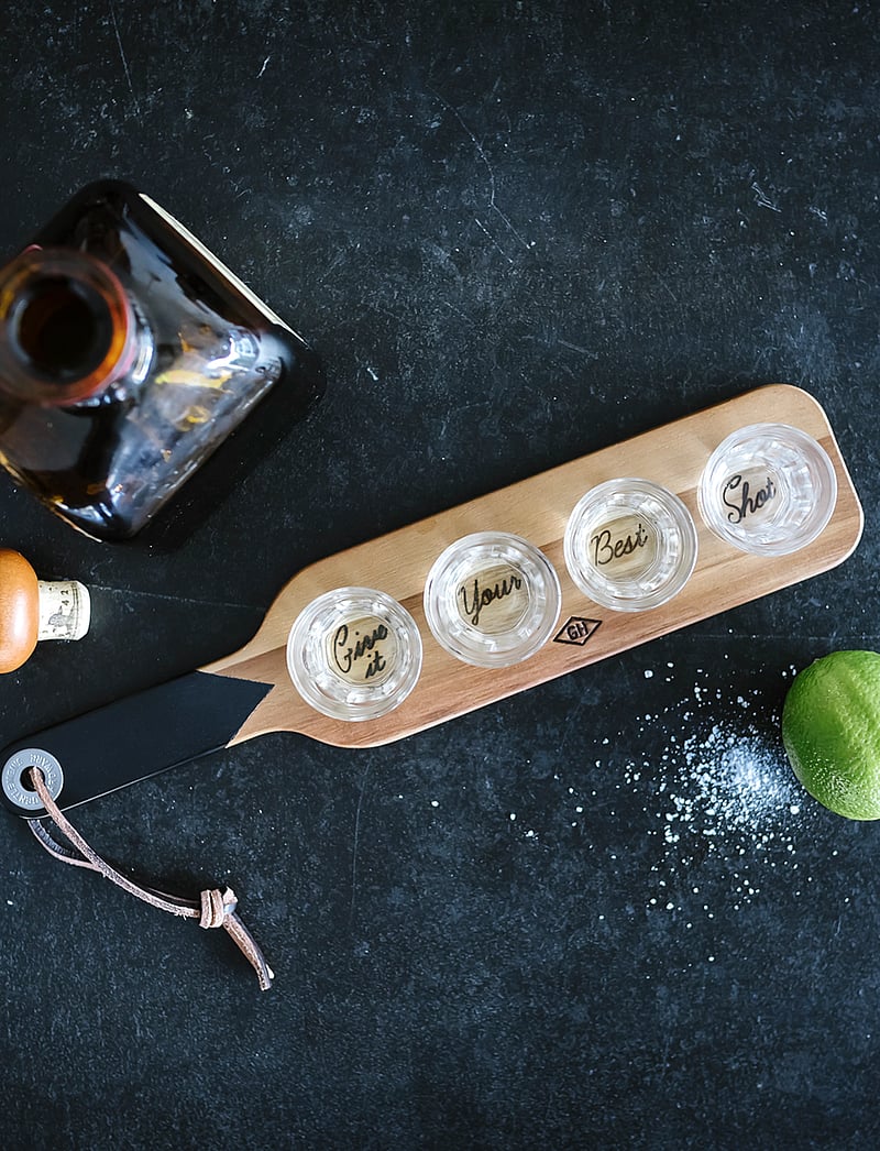 Gentlemen's Hardware - Serving Paddle & Shot Glasses - nach preis einkaufen - black - 4