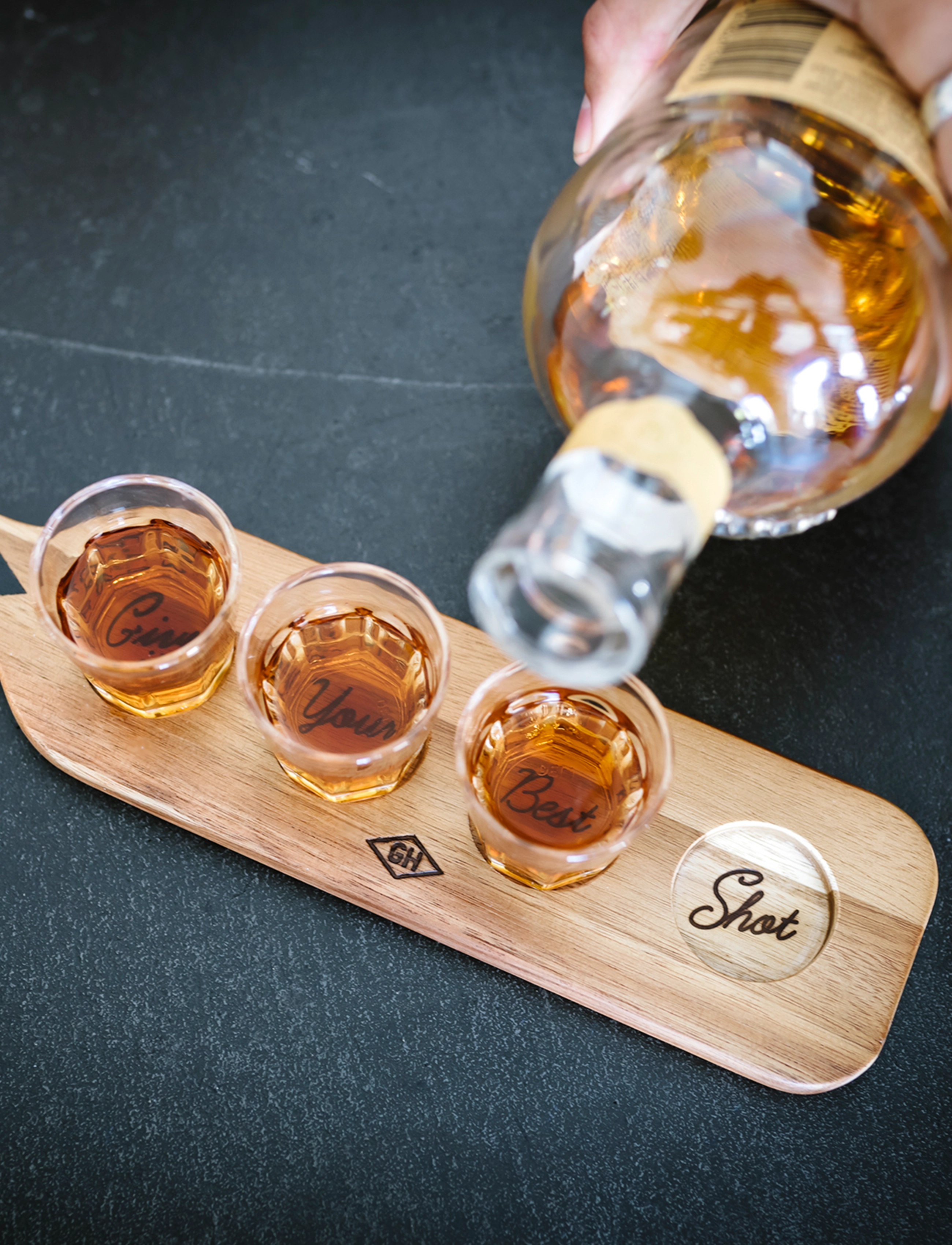 Gentlemen's Hardware - Serving Paddle & Shot Glasses - lowest prices - black - 5