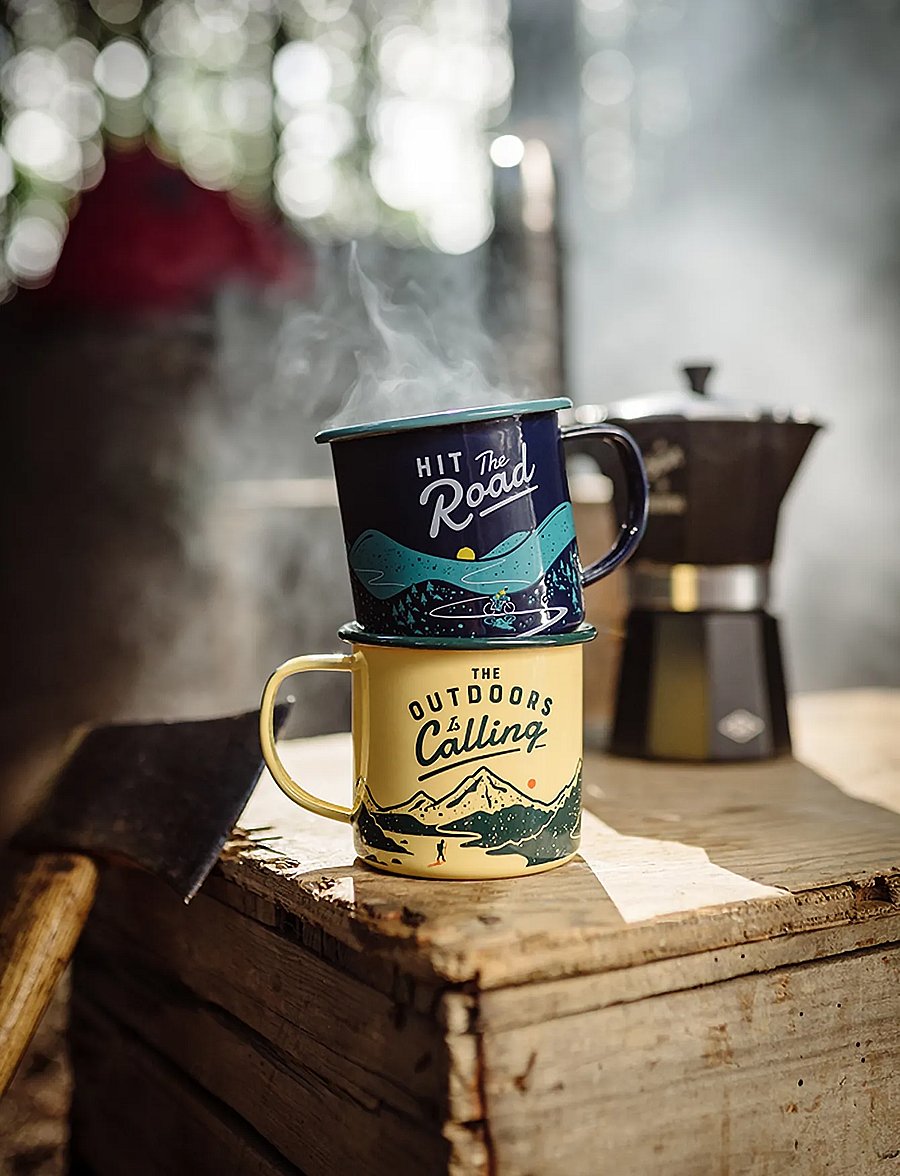Gentlemen's Hardware - Enamel Mug - Outdoors is Calling - kaffetassen - yellow - 2