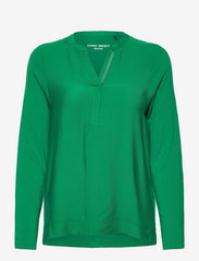 Gerry Weber Edition - T-SHIRT 1/1 SLEEVE - long-sleeved blouses - vibrant green - 0