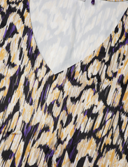 Gerry Weber - DRESS JERSEY - vidutinio ilgio suknelės - ecru/white/lilac/pink print - 2