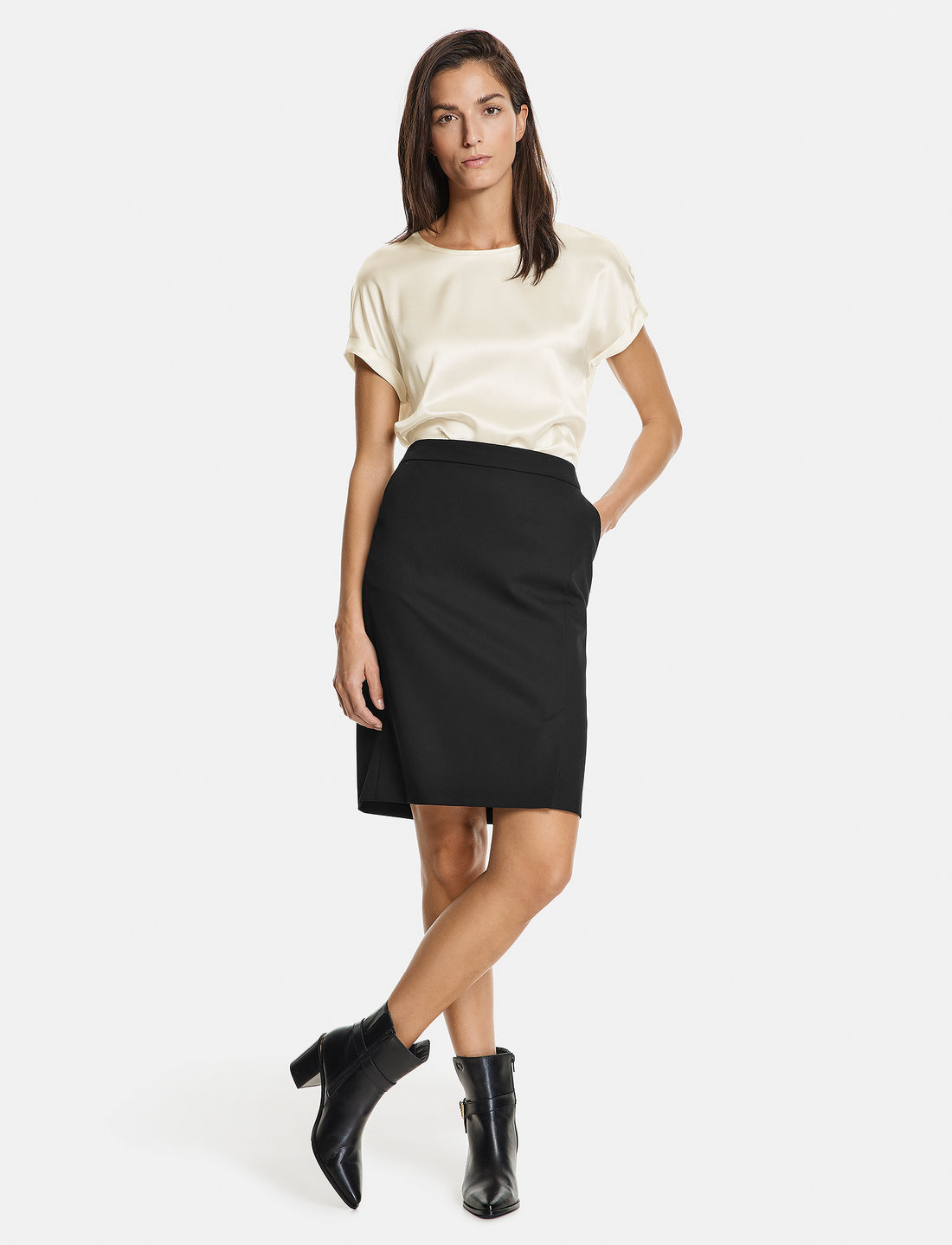 Short 2024 midi skirt