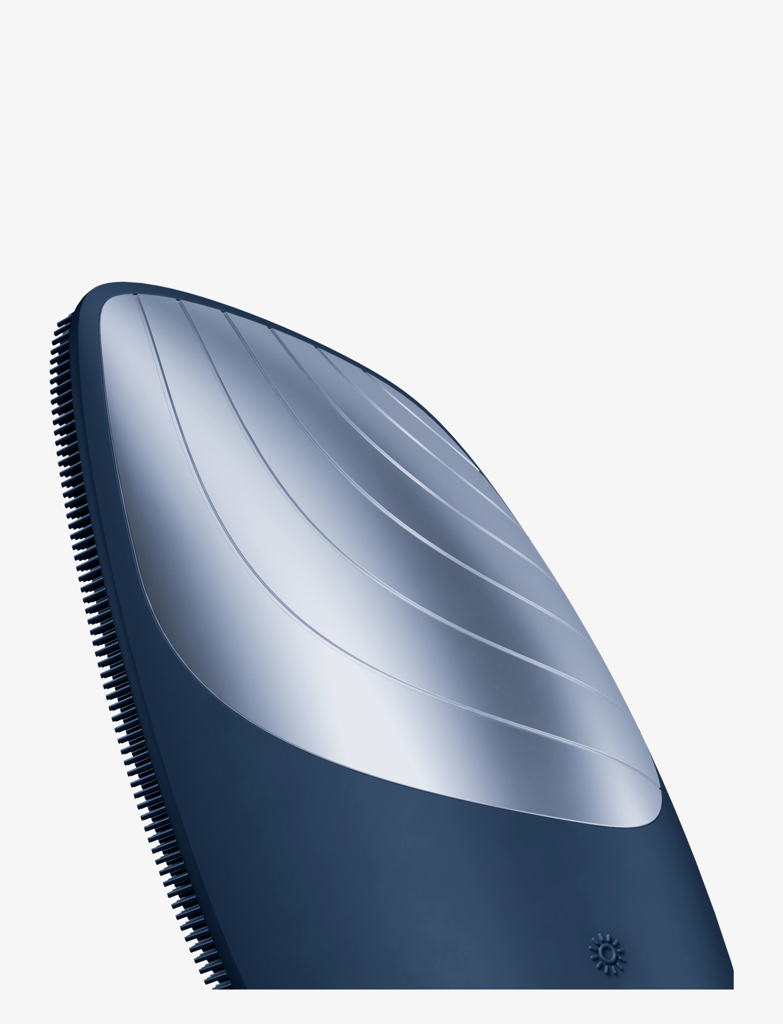 GESKE - Sonic Thermo Facial Brush | 6 in 1 - beauty tech - midnight - 3