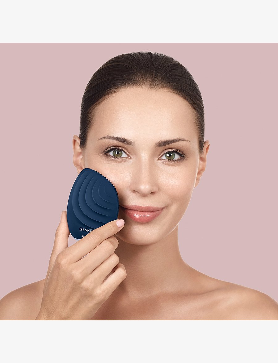 GESKE - Sonic Facial Brush | 5 in 1 - beauty tech - midnight - 5