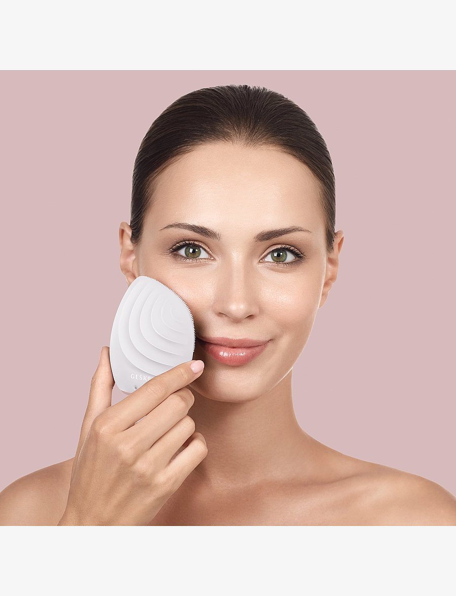 GESKE - Sonic Facial Brush | 5 in 1 - beauty tech - starlight - 5