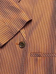 Gestuz - MorganaGZ blazer AO19 - ballīšu apģērbs par outlet cenām - rooibos tea jaquard - 3