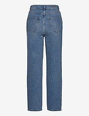 Gestuz - DacyGZ HW straight jeans - tiesaus kirpimo džinsai - medium blue - 1