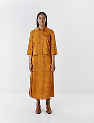 Gestuz - TabbyGZ skirt MS20 - midi kjolar - golden oak - 2
