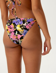Gestuz - PilGZ bikini bottom - bikinis mit seitenbändern - multi floral - 2