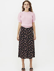 Gestuz - GitlaGZ skirt HS20 - midi kjolar - black pink flower - 2