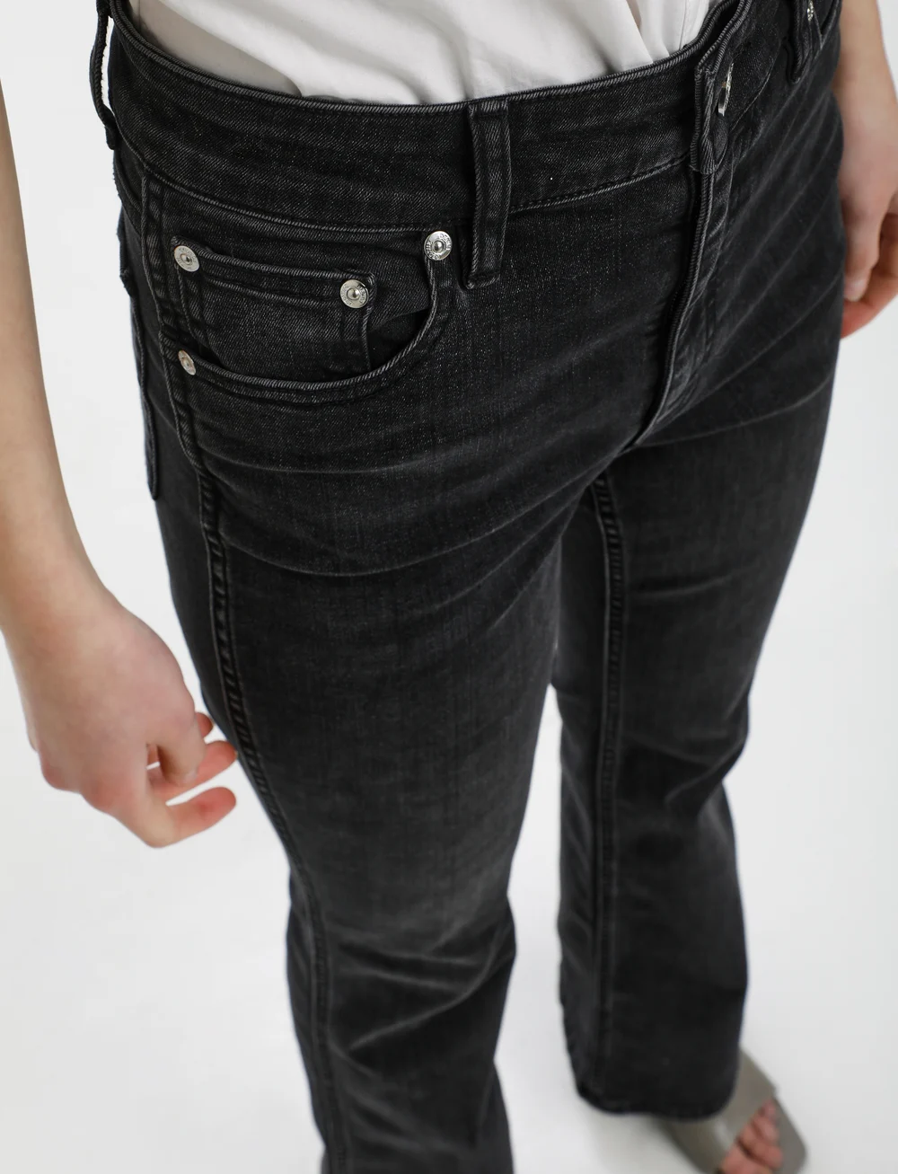 Gestuz - EmilindaGZ HW flared jeans - flared jeans - washed grey - 4