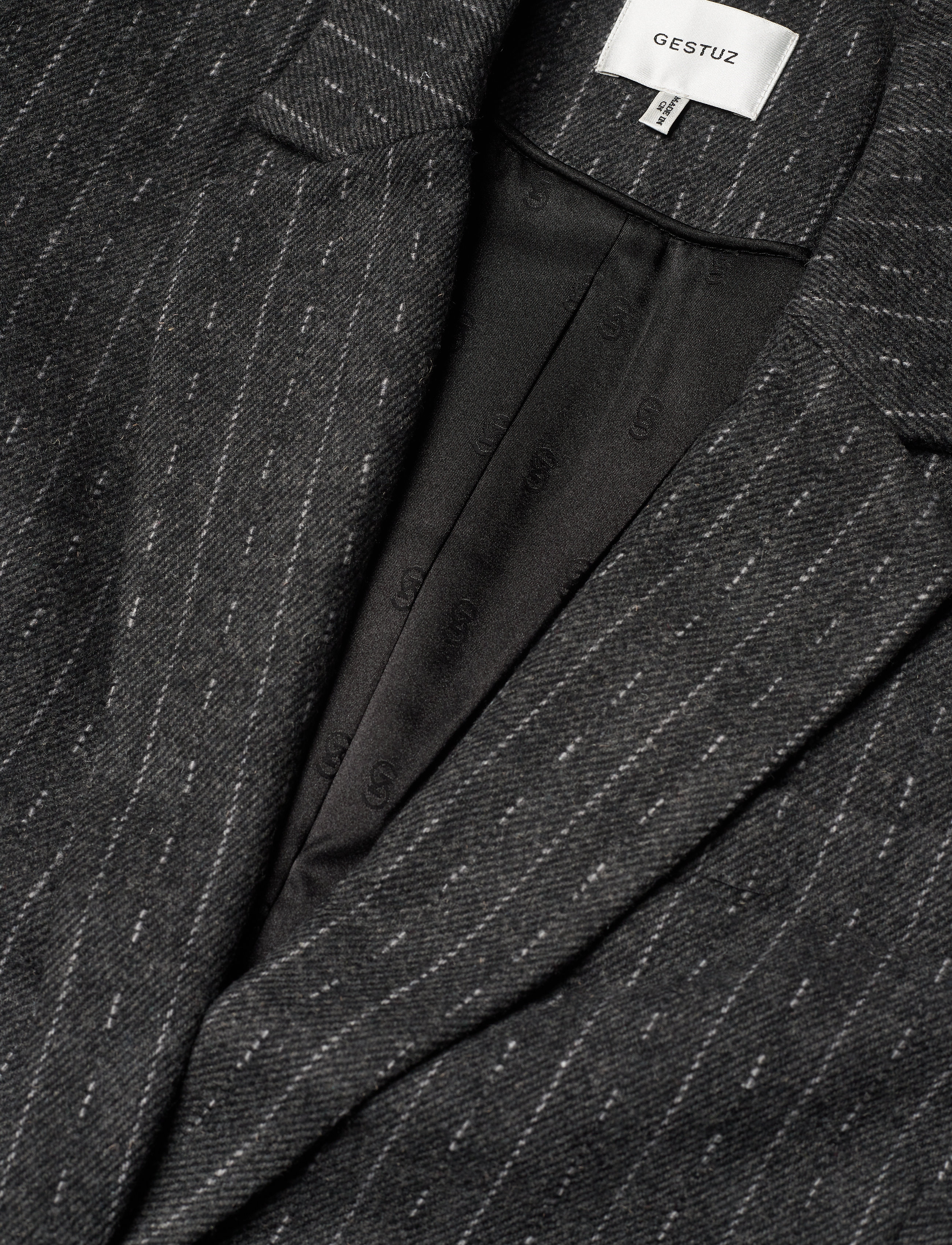 Gestuz - RoyaGZ OZ blazer SO21 - dark grey pinstripe - 3