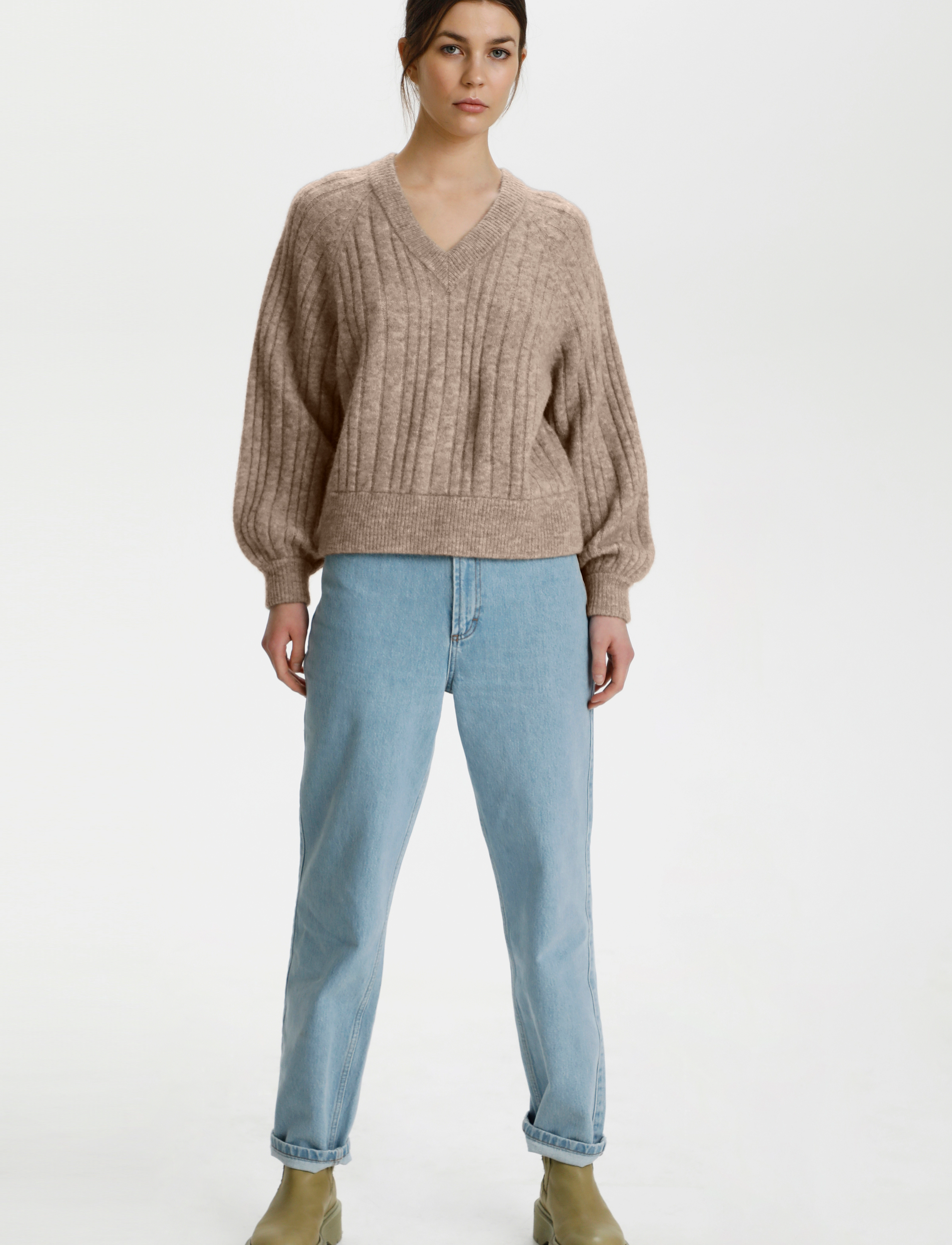 Gestuz - AlphaGZ R V-pullover - warm sand melange - 3