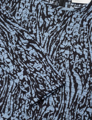 Gestuz - MorianaGZ blouse - långärmade blusar - leo art glacier laker - 2