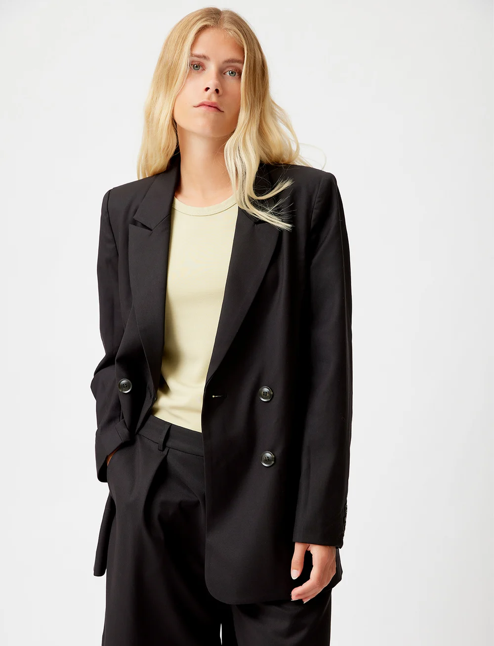 Gestuz - PaulaGZ blazer - dobbeltradede blazere - black - 4