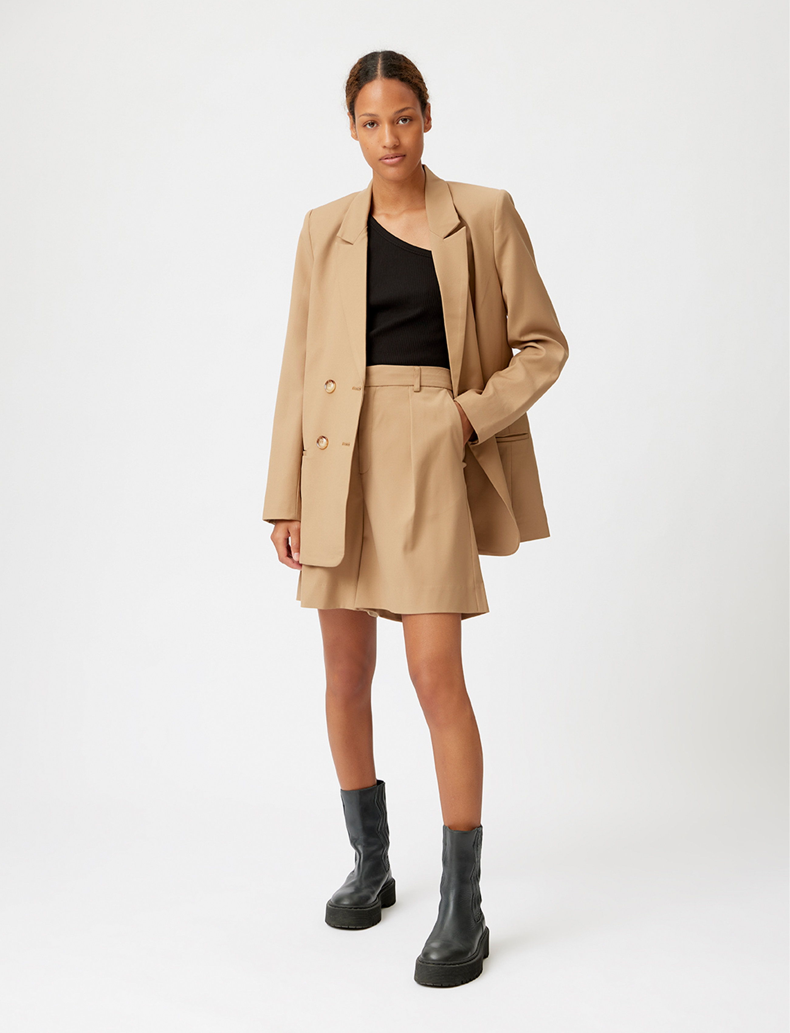 Gestuz Paulagz Blazer, 34, Beige, Blazere > Dobbeltradede Blazere, Dame
