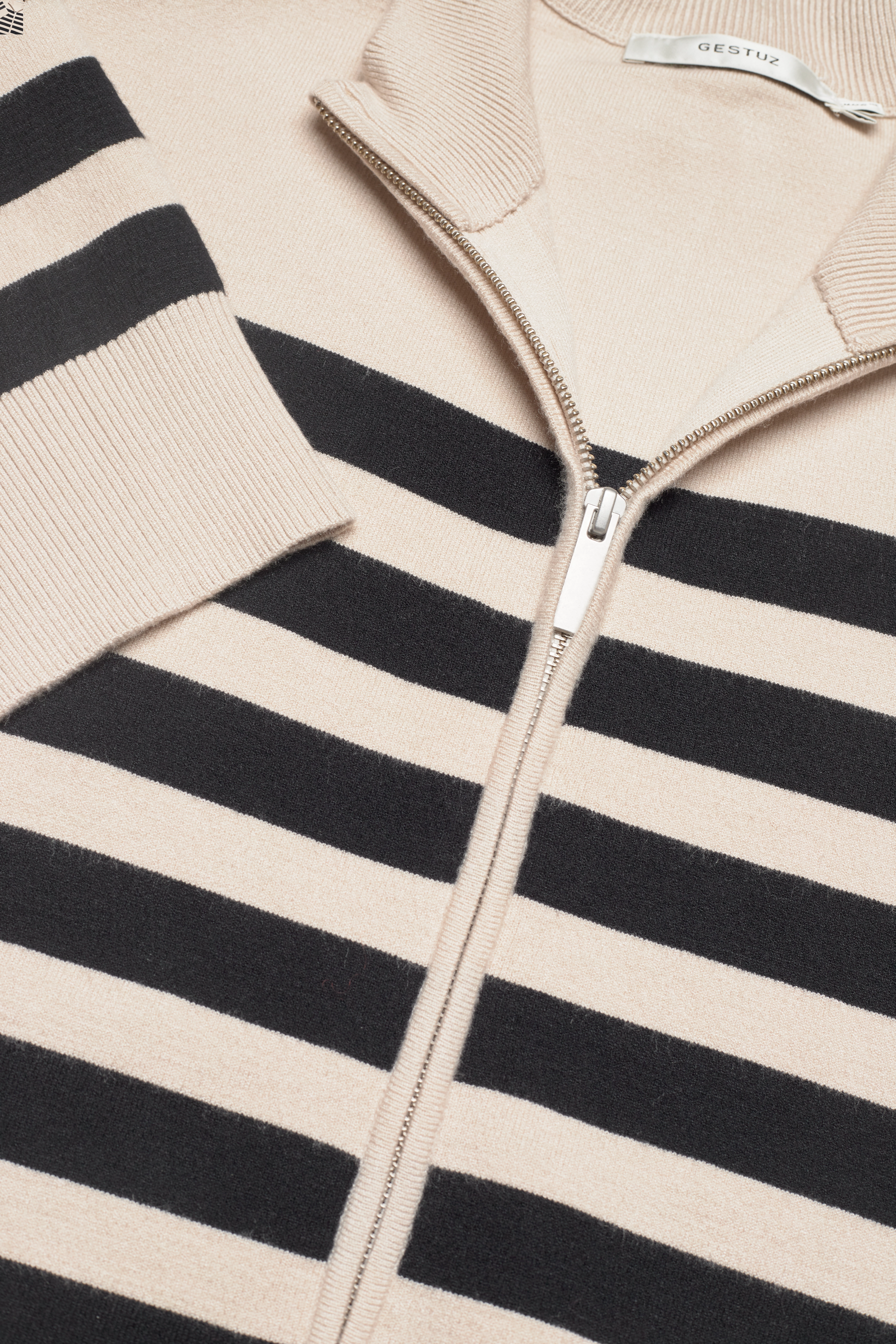 Gestuz - TalliGZ striped cardigan - moonbeam black stripe - 3
